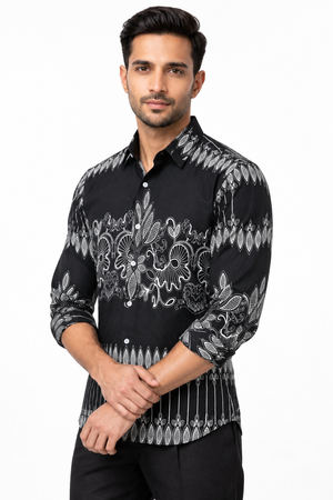 Black Border Printed Shirt