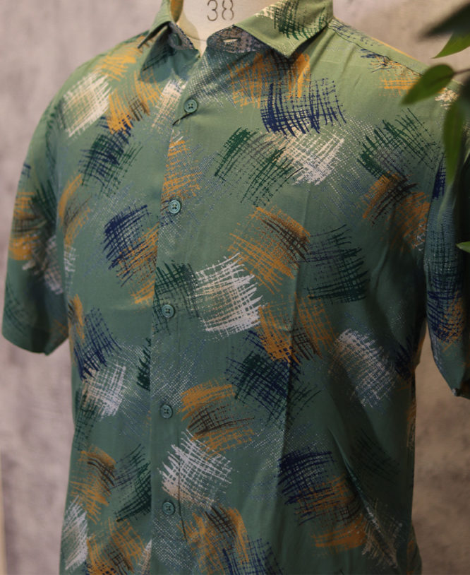 Green Printed Shirt Half - Image 2